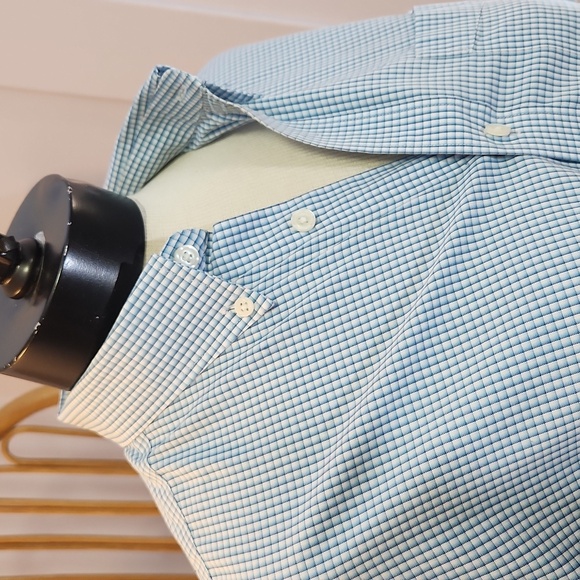 Eddie Bauer wrinkle resistant relaxed fit blue checkered sz L casual shirt - Picture 3 of 10